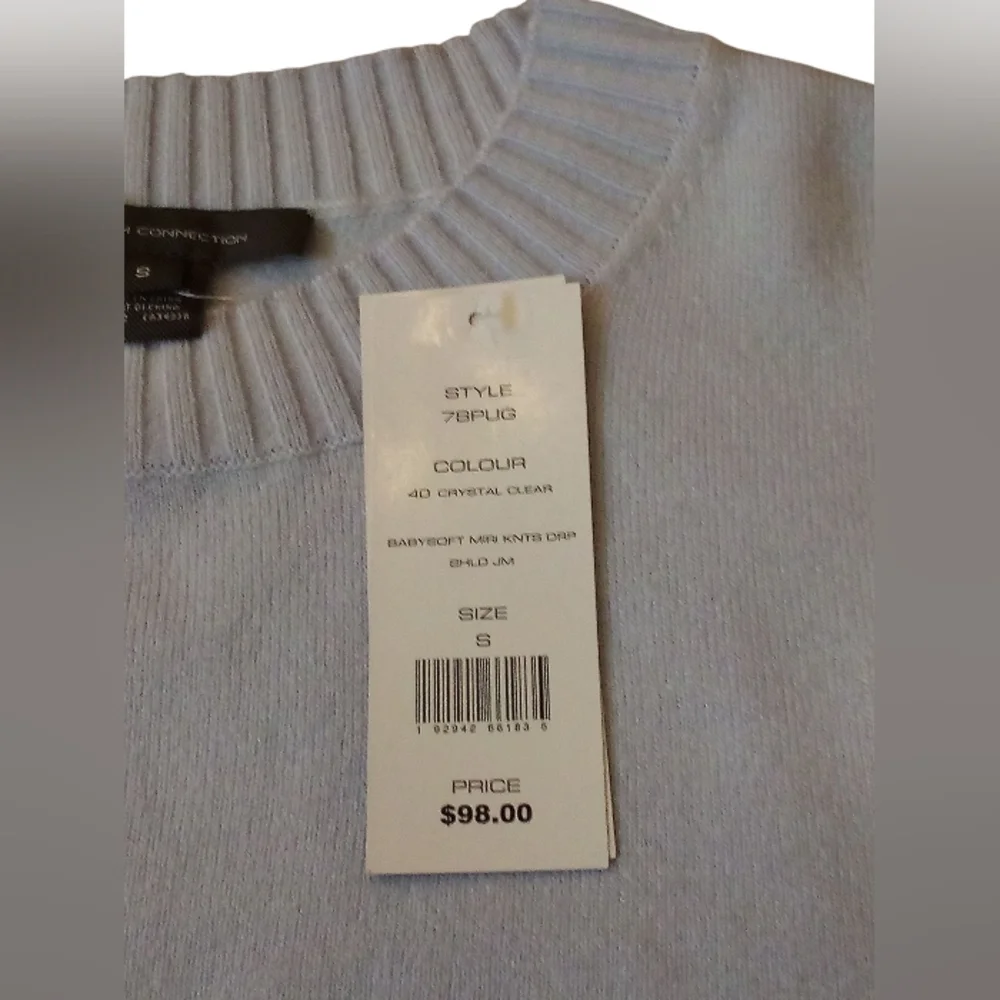 French Connection - Lilac Pull-Over Sweater, Size Small, Slits On Both Sides,... - Picture 8 of 10